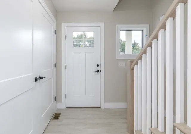 Photo 3 of Condo for sale at 41b Windsor Ln #7, Hudson, NH 03051 | MLS# 5092749 | Listing updated on 2026-08-31