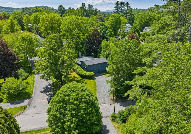 Photo 2 of Single family home for sale at 1 Read Rd, Hanover, NH 03755 | MLS# 5092767 | Listing updated on 2026-07-10