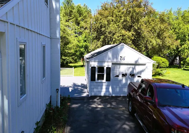 Photo 4 of Single family home for sale at 323 Matthews Rd, Swanzey, NH 03446 | MLS# 5092771 | Listing updated on 2026-07-14