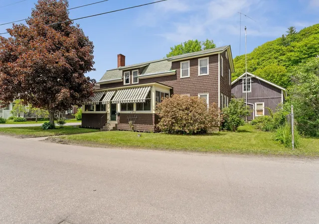 Photo 3 of Single family home for sale at 174 South Main St, Waterbury, VT 05676 | MLS# 5092831 | Listing updated on 2026-07-24