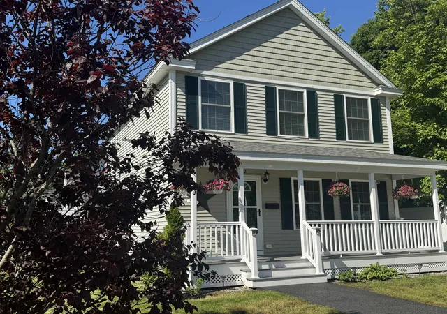 1st image of 142 Comeau St, Manchester, NH 03102 | MLS# 5092937