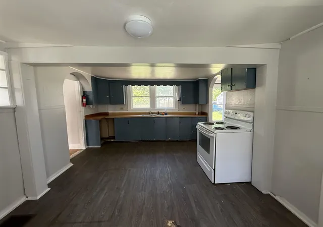 Homes for sale in Newport, NH | 170 South Main St, Newport, NH 03773 | MLS# 5092940