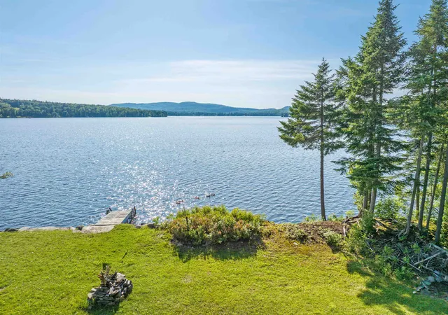 14th image of 221 Beach Rd, Pittsburg, NH 03592 | MLS# 5092968