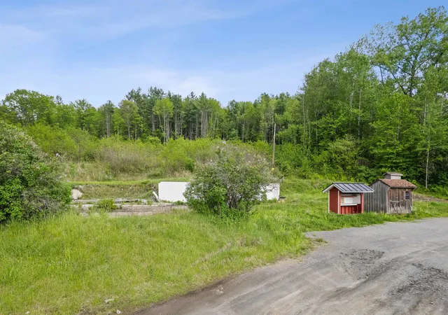 Homes for sale in Royalton, VT | 5894 Vt Rt 14, Royalton, VT 05068 | MLS# 5092988