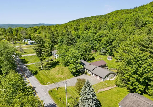 4th image of 2021 Huntington Rd, Richmond, VT 05477 | MLS# 5093012
