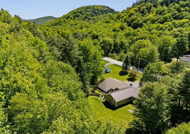 5th image of 2021 Huntington Rd, Richmond, VT 05477 | MLS# 5093012