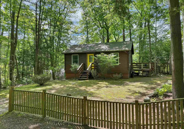 3rd image of 11 Robin Shore Dr, Canterbury, NH 03224 | MLS# 5093029