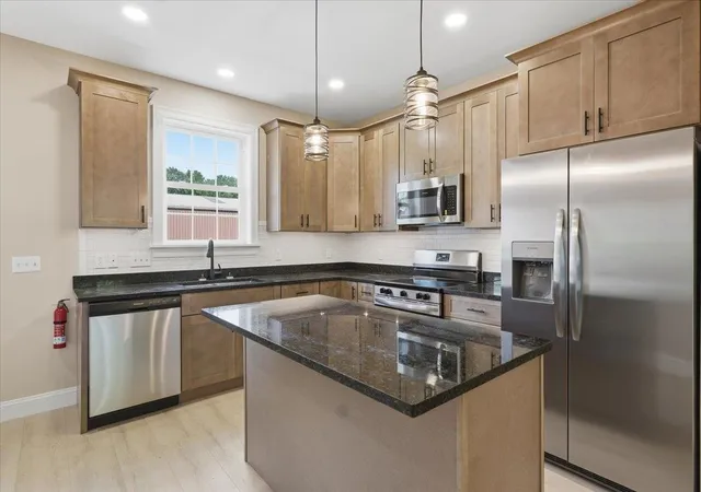 4th image of 7 River St #3, Milton, VT 05468 | MLS# 5093045
