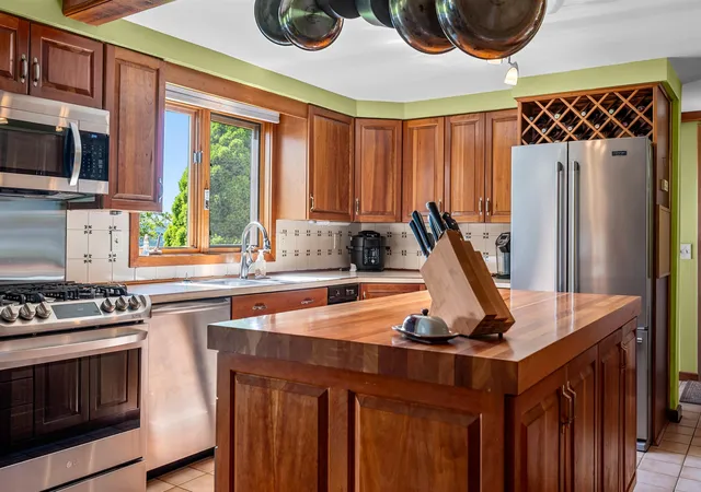 Photo 3 of Single family home for sale at 1614 Mcglynn Rd, Graniteville, VT 05654 | MLS# 5093051 | Listing updated on 2026-08-30