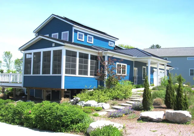 2nd image of 225 Midland Ave, South Burlington, VT 05403 | MLS# 5093053