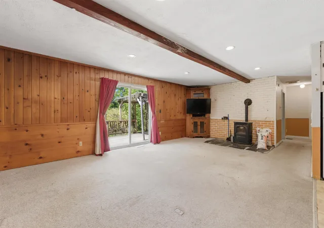 Homes for sale in Londonderry, VT | 57 Vartland Ridge Rd, Londonderry, VT 05148 | MLS# 5093067