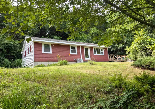Photo 3 of Single family home for sale at 2117 Pine Banks Rd, Putney, VT 05346 | MLS# 5093077 | Listing updated on 2026-08-24
