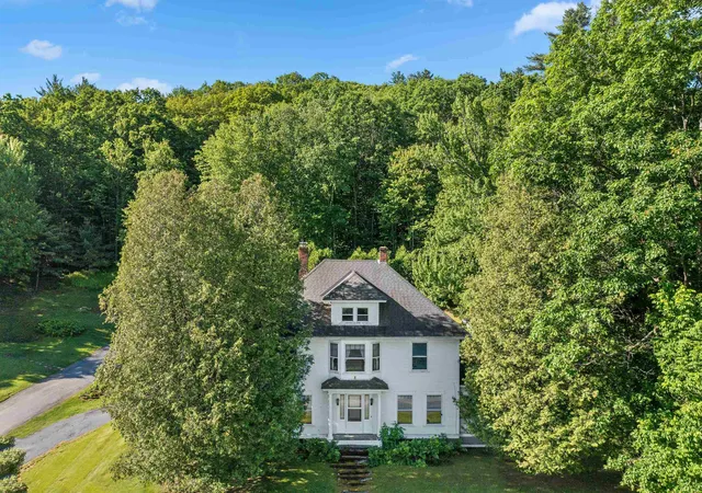 Photo 3 of Single family home for sale at 102 Bank St, Lebanon, NH 03766 | MLS# 5093130 | Listing updated on 2026-07-10