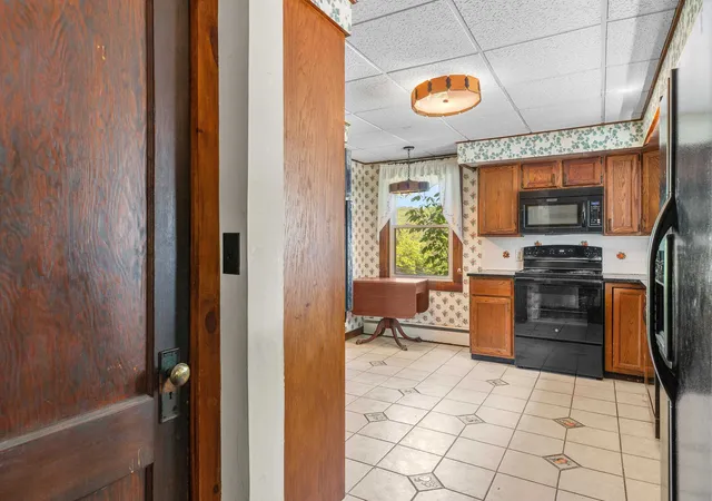 Photo 4 of Single family home for sale at 102 Bank St, Lebanon, NH 03766 | MLS# 5093130 | Listing updated on 2026-07-10