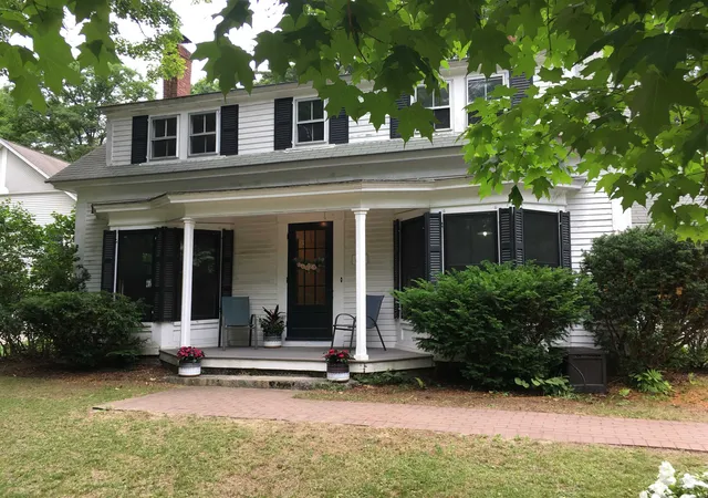 Homes for sale in Concord, NH | 270 East Side Dr, Concord, NH 03301 | MLS# 5093159