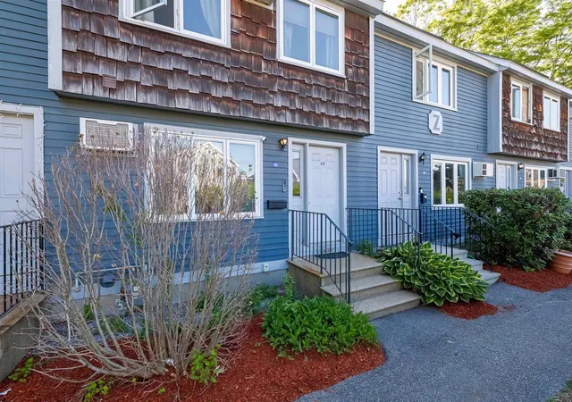 2nd image of 14 Auclair Ave, Manchester, NH 03102 | MLS# 5093161