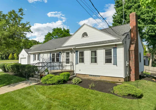 Photo 2 of Sale Pending at 2263 Elm St, Manchester, NH 03104 | MLS# 5093172 | Listing updated on 2026-09-10