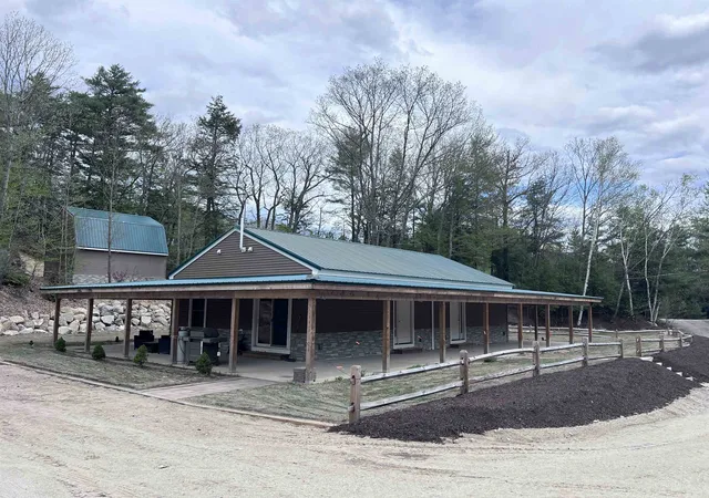 Photo 1 of Single family home for sale at 741 West Main St, Hillsboro, NH 03244 | MLS# 5093207 | Listing updated on 2026-06-06