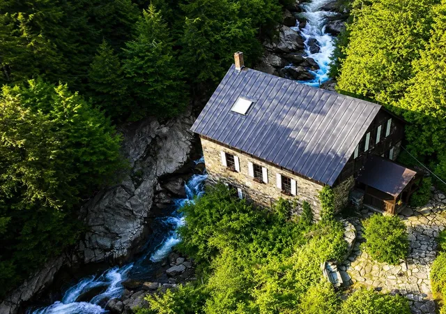 Photo 2 of Single family home for sale at 442 States Prison Hollow Rd, Starksboro, VT 05487 | MLS# 5093237 | Listing updated on 2026-06-26