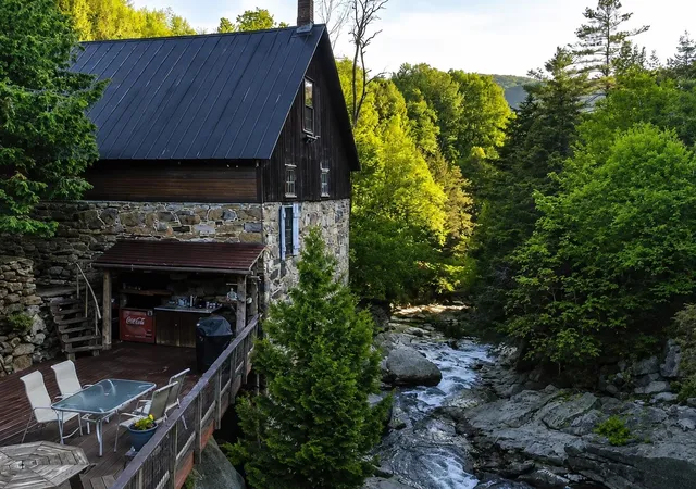 Photo 3 of Single family home for sale at 442 States Prison Hollow Rd, Starksboro, VT 05487 | MLS# 5093237 | Listing updated on 2026-06-26