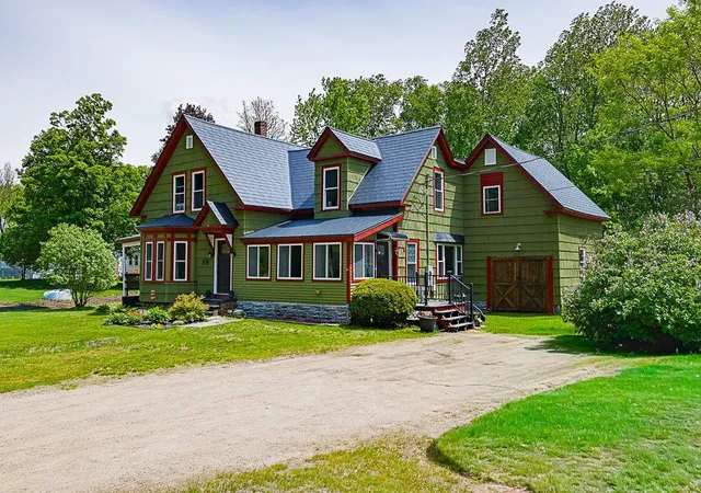 Homes for sale in Woodstock, NH | 1113 Daniel Webster Hwy, Woodstock, NH 03262 | MLS# 5093238
