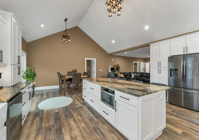 Photo 3 of Single family home for sale at 10 Echo Ln, Laconia, NH 03246 | MLS# 5093250 | Listing updated on 2026-06-30