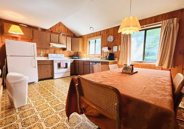 5th image of 8E Dover Green Loop #8E Dover Green Loop, West Dover, VT 05356 | MLS# 5093262