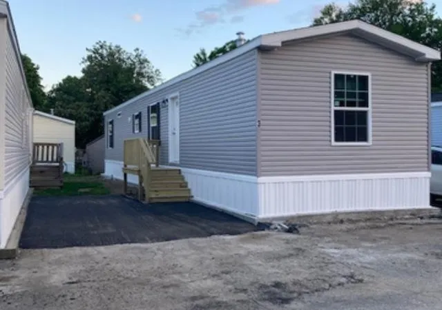 1st image of 75 South Policy St #3, Salem, NH 03079 | MLS# 5093281