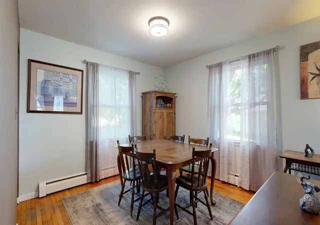 Photo 4 of Single family home for sale at 304 Stonybrook Dr, Williston, VT 05495 | MLS# 5093317 | Listing updated on 2026-09-09
