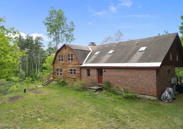 Photo 1 of Single family home for sale at 4303 Hinesburg Rd, Brattleboro, VT 05301 | MLS# 5093324 | Listing updated on 2026-08-03