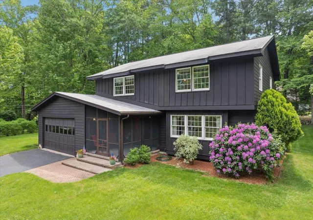 1st image of 11 Parkhurst Dr, Hudson, NH 03051 | MLS# 5093340