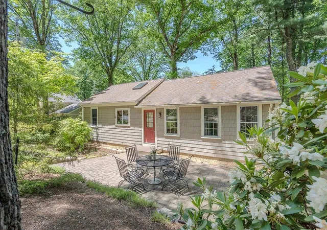 Photo 1 of Sale Pending at 31 Lake View Dr, Strafford, NH 03884 | MLS# 5093344 | Listing updated on 2026-08-03