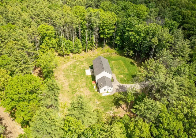 Homes for sale in Lee, NH | 84 Osprey Ln, Lee, NH 03861 | MLS# 5093348