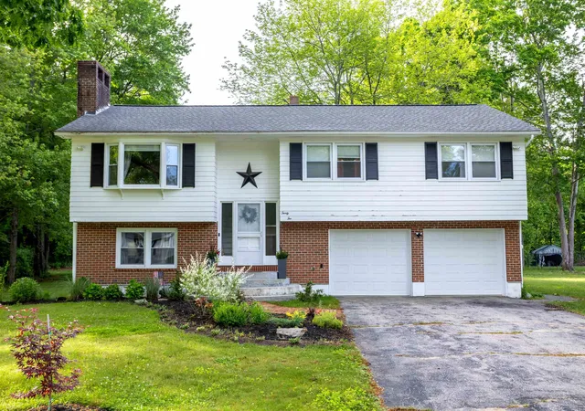 1st image of 32 Alvirne Dr, Hudson, NH 03051 | MLS# 5093403