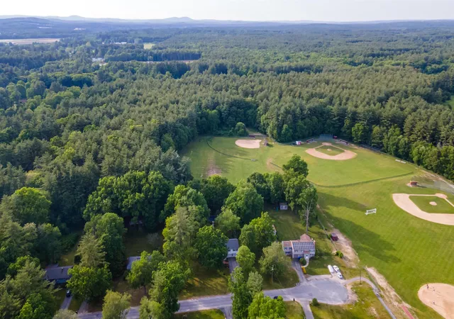 48th image of 32 Alvirne Dr, Hudson, NH 03051 | MLS# 5093403
