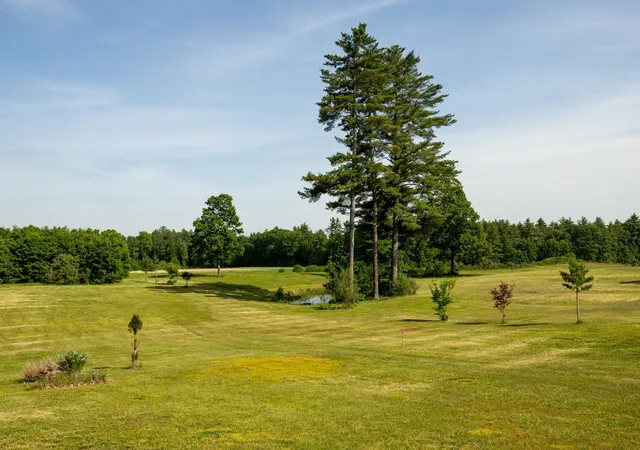 Homes for sale in Lee, NH | 293 North River Rd, Lee, NH 03861 | MLS# 5093429