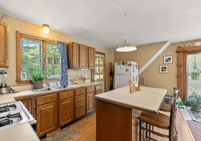 Photo 4 of Multi family home for sale at 305 Richmond Rd, Winchester, NH 03470 | MLS# 5093431 | Listing updated on 2026-10-02