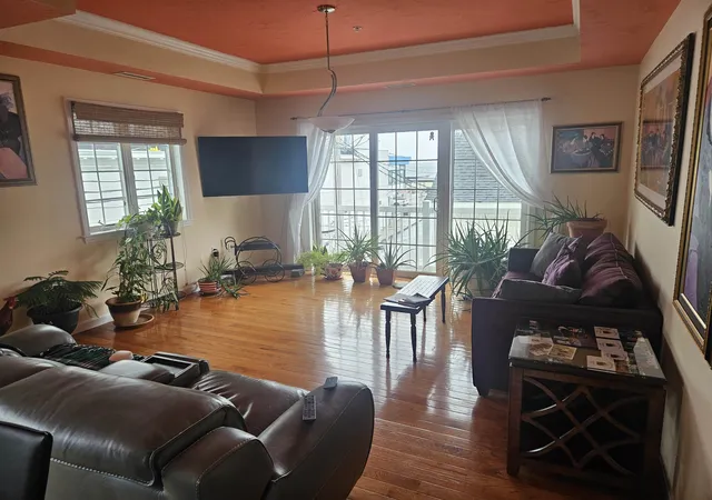 3rd image of 7 F St #3, Hampton, NH 03842 | MLS# 5093441