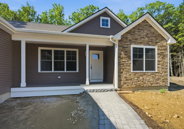 Photo 2 of Single family home for sale at 19 Bald Hill Rd, Raymond, NH 03077 | MLS# 5093442 | Listing updated on 2026-07-28