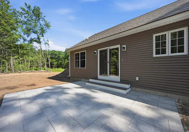 Photo 3 of Single family home for sale at 19 Bald Hill Rd, Raymond, NH 03077 | MLS# 5093442 | Listing updated on 2026-07-28