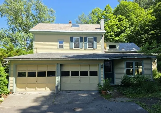 Photo 3 of Single family home for sale at 65 Cedar St, Brattleboro, VT 05301 | MLS# 5093467 | Listing updated on 2026-06-20