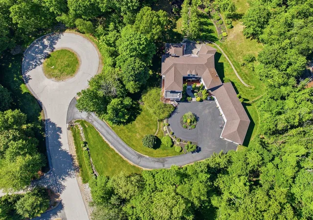 3rd image of 15 Chardonnay Ter, Bedford, NH 03110 | MLS# 5093474