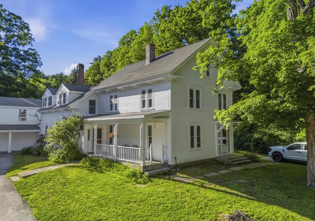 Homes for sale in Nottingham, NH | 7 Berry Road Road, Nottingham, NH 03290 | MLS# 5093512