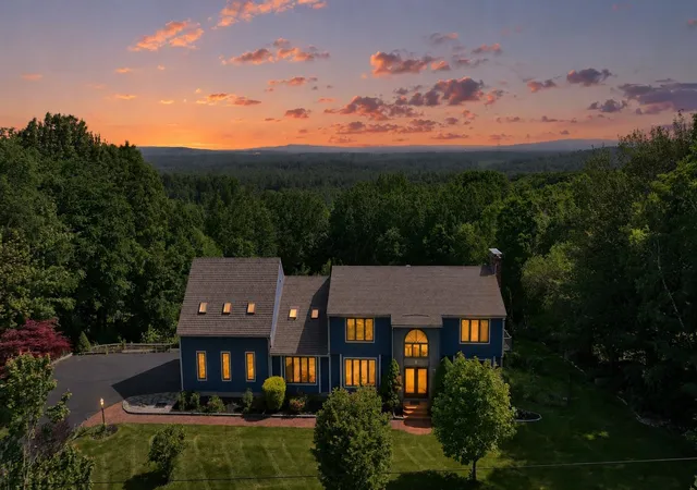 2nd image of 8 Longview Dr, Bow, NH 03304 | MLS# 5093516
