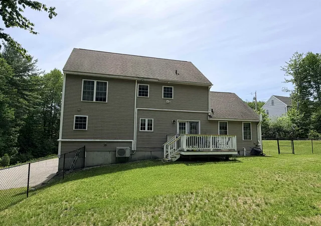 Homes for sale in Barrington, NH | 173 Oak Hill Rd, Barrington, NH 03825 | MLS# 5093522