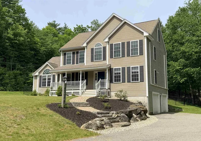 Homes for sale in Barrington, NH | 173 Oak Hill Rd, Barrington, NH 03825 | MLS# 5093522