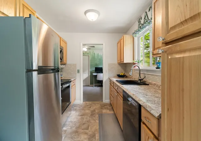 3rd image of 1819 Huntington Rd, Richmond, VT 05477 | MLS# 5093528