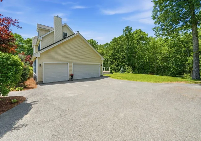 3rd image of 14 James Wy #009, Hudson, NH 03051 | MLS# 5093541
