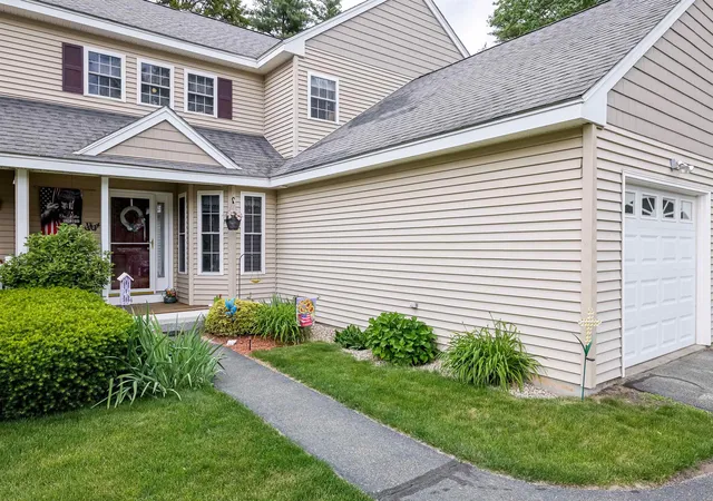 2nd image of 44 Penacook Ter, Merrimack, NH 03054 | MLS# 5093542