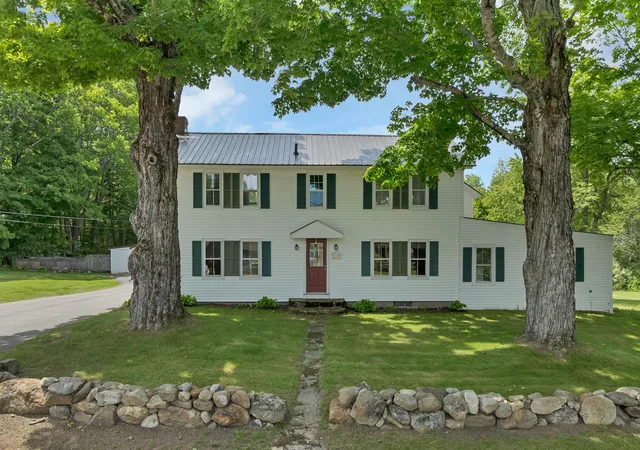 Homes for sale in Alton, NH | 220 Stockbridge Corner Rd, Alton, NH 03809 | MLS# 5093575